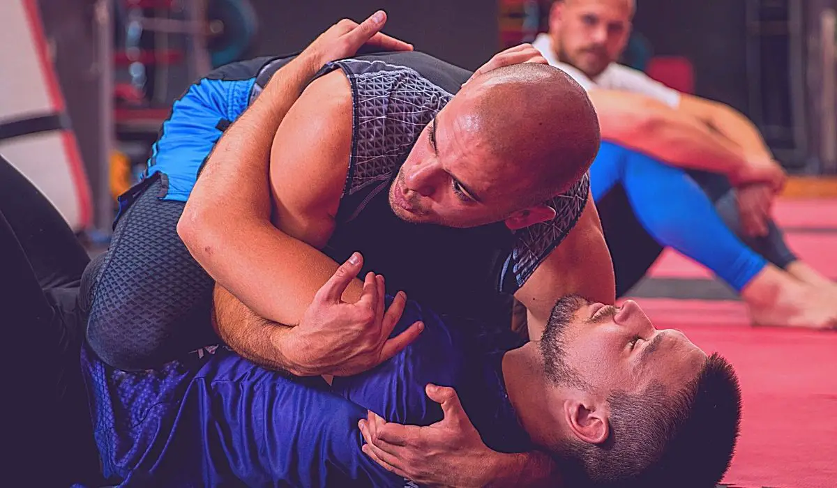 Understand The Crossface In Wrestling And BJJ